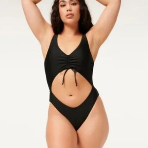Good American Womens Shine Cut Out Back Front One piece Swim sz 2/M